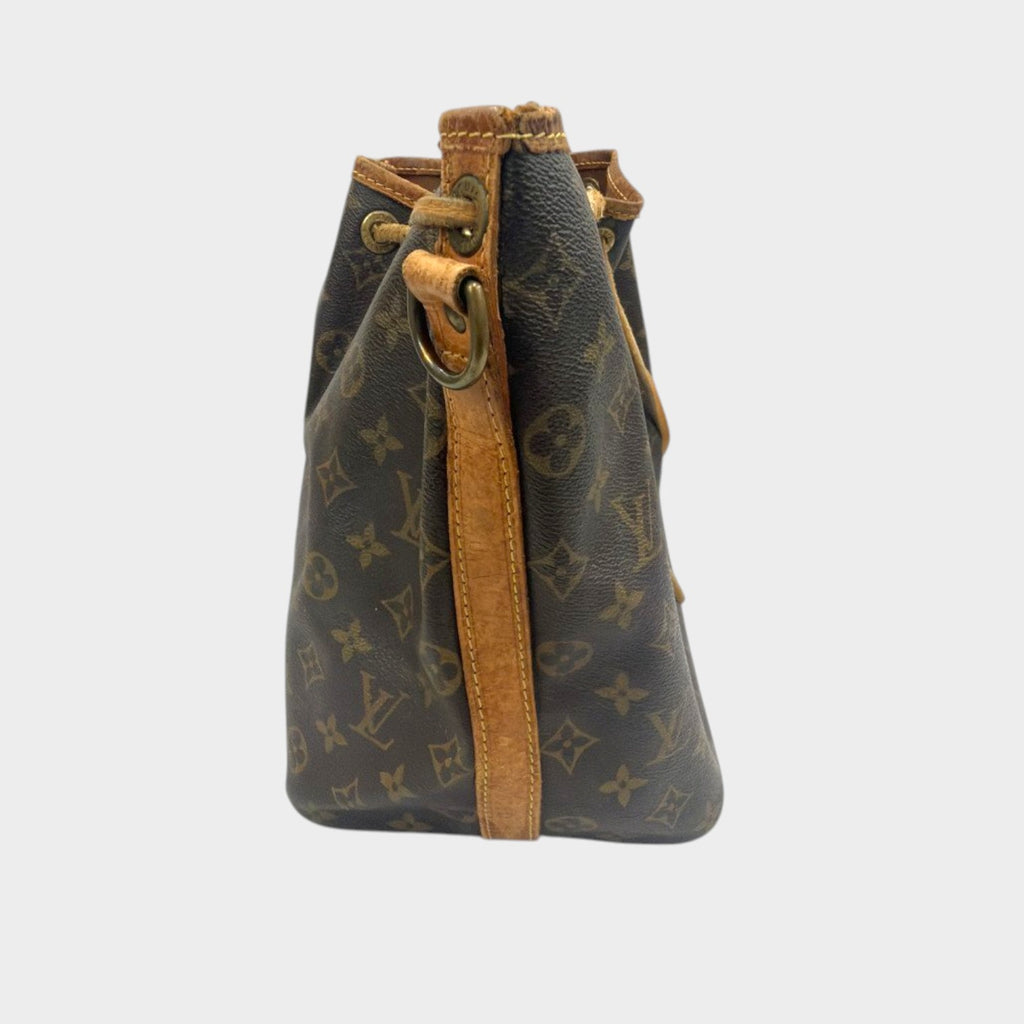 Louis Vuitton Monogram Petit Noé Drawstring Shoulder Bag Tasche