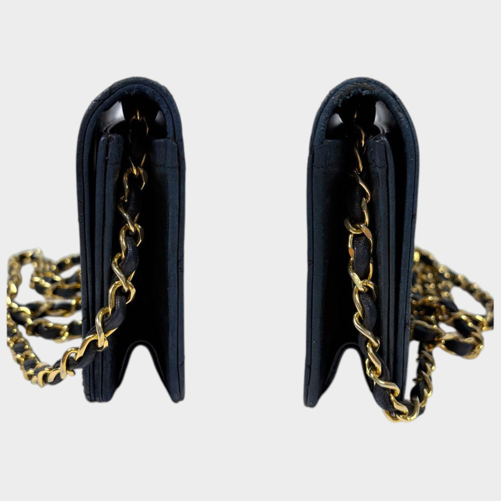 【CHANEL】Matelassé Chain Shoulder Bag, Black & Gold, Tasche
