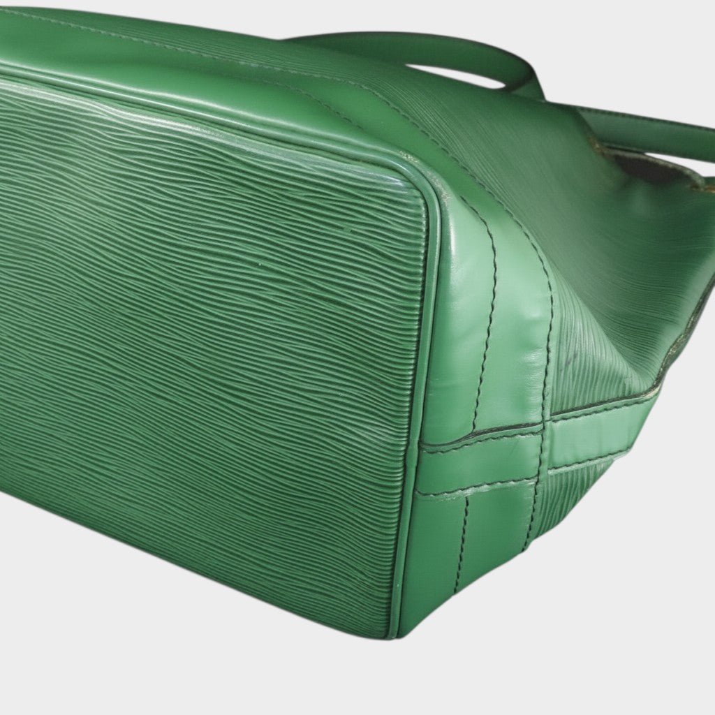 LOUIS VUITTON Noe Epi Drawstring Shoulder Bag