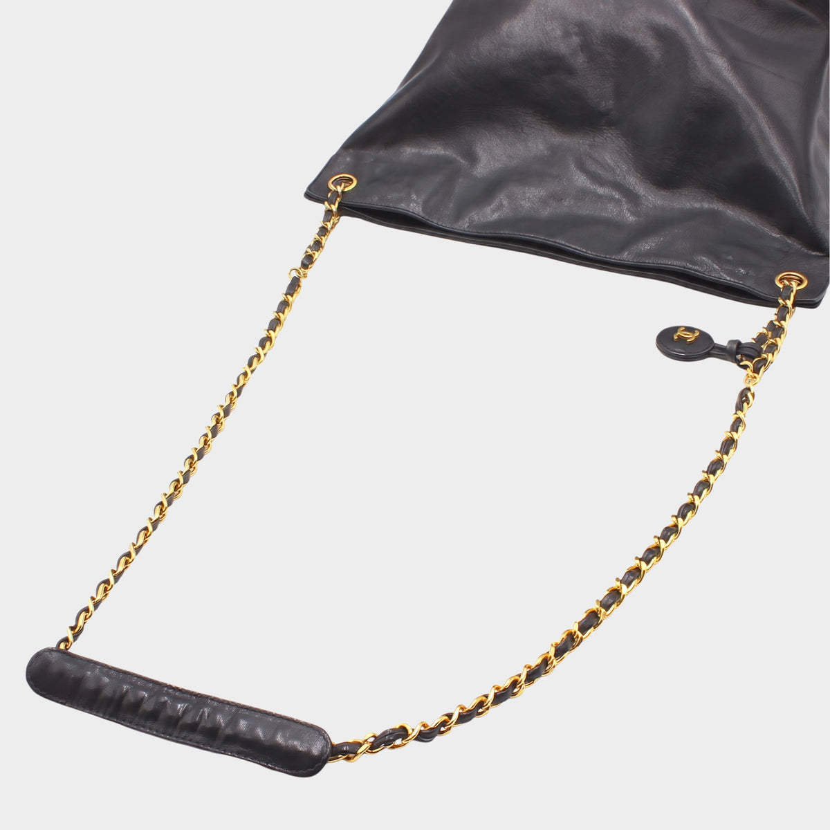 Chanel Matelassé Leather Chain One-Shoulder Bag, Black, Tasche