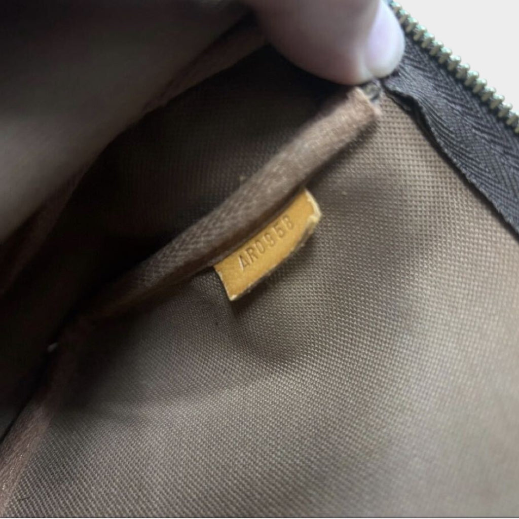 Excellent Condition LOUIS VUITTON Monogram Pochette Accessoires Accessory Pouch Handbag M51980 SL0041
