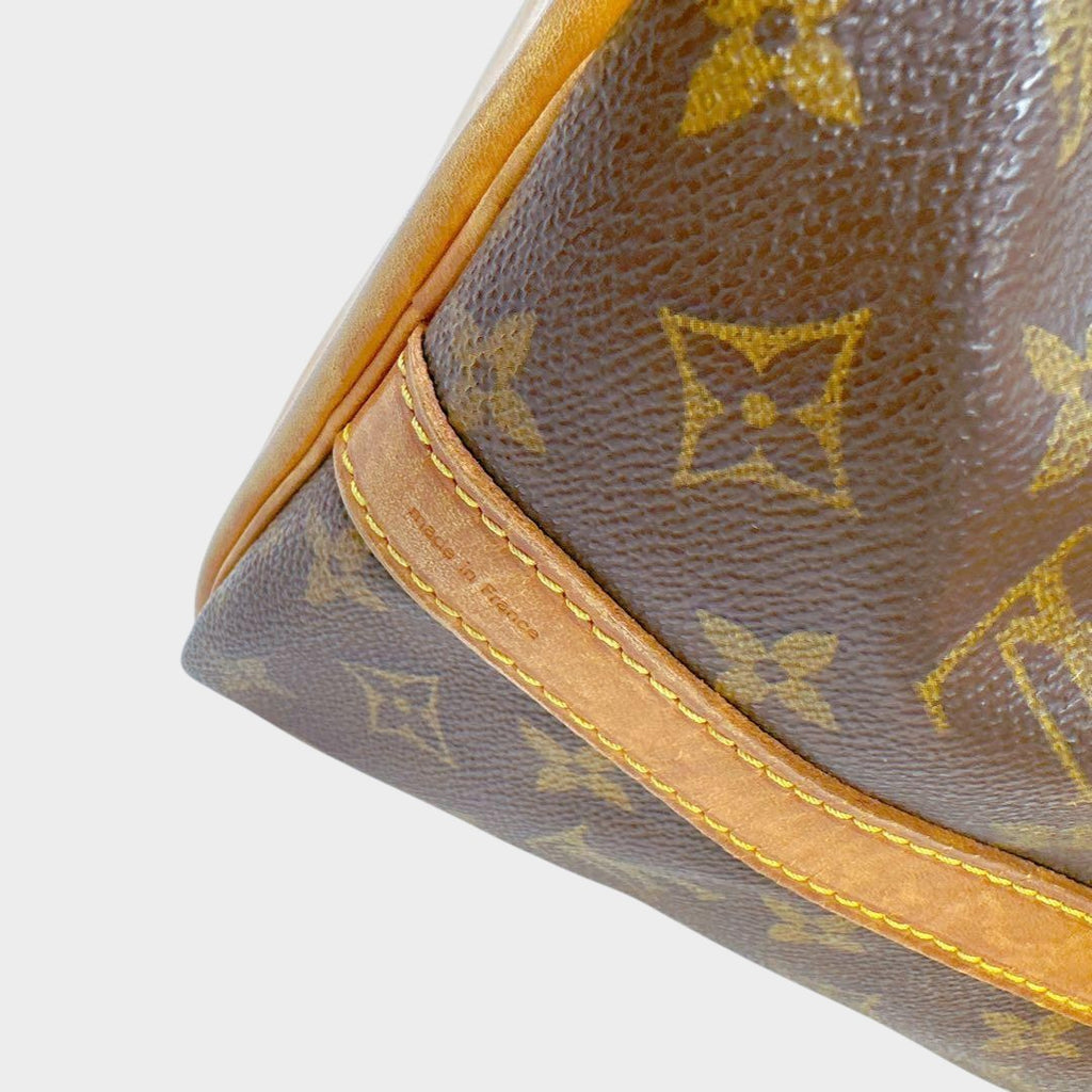 Louis Vuitton Monogram Drawstring Shoulder Bag Petit Noé, Tasche