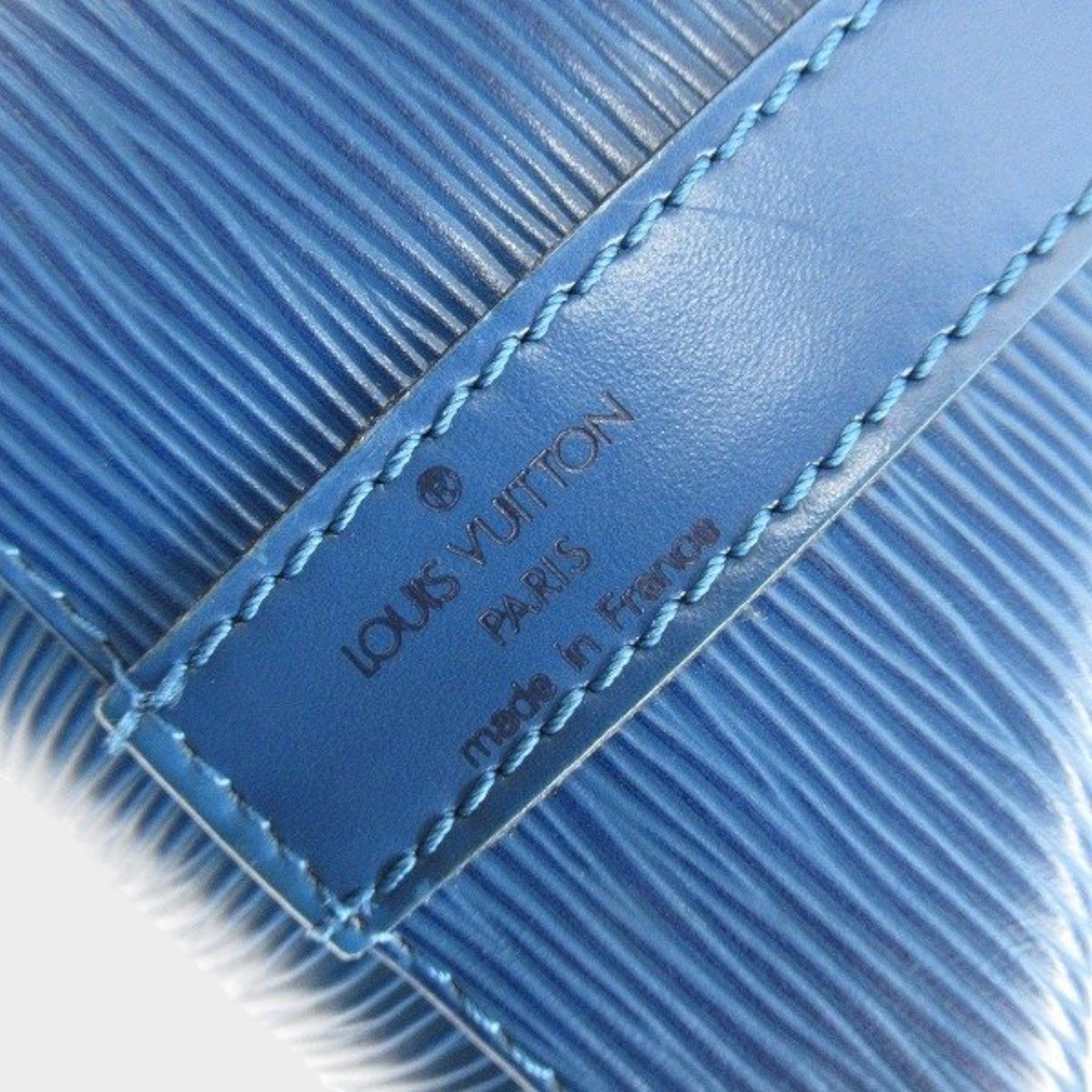 LOUIS VUITTON Epi Petit Noé Shoulder Bag, Blue, M44105 /080