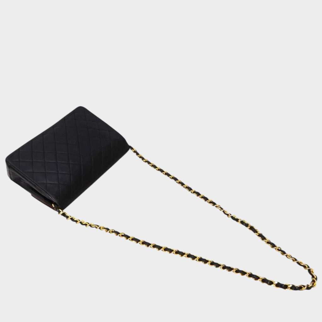 Vintage Matelassé Coco Mark Turnlock Circle Black Lambskin Gold Chain Shoulder Bag &nbsp;