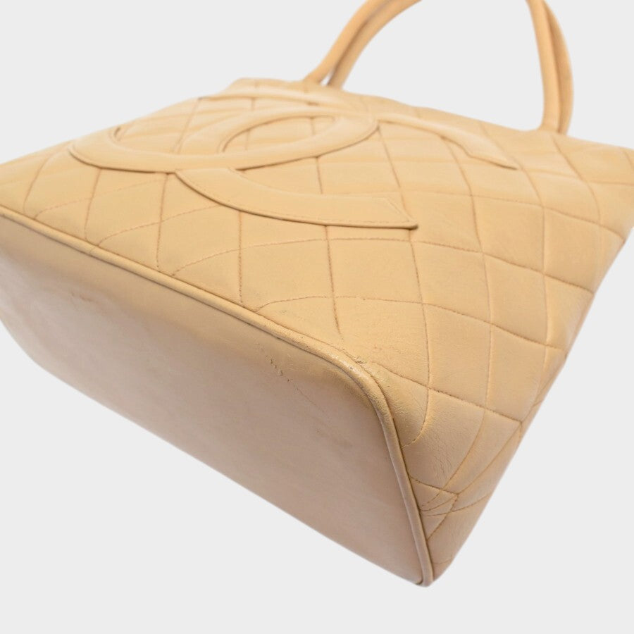 Chanel Reissue Tote Handbag Matelassé A01804 Lambskin Tasche
