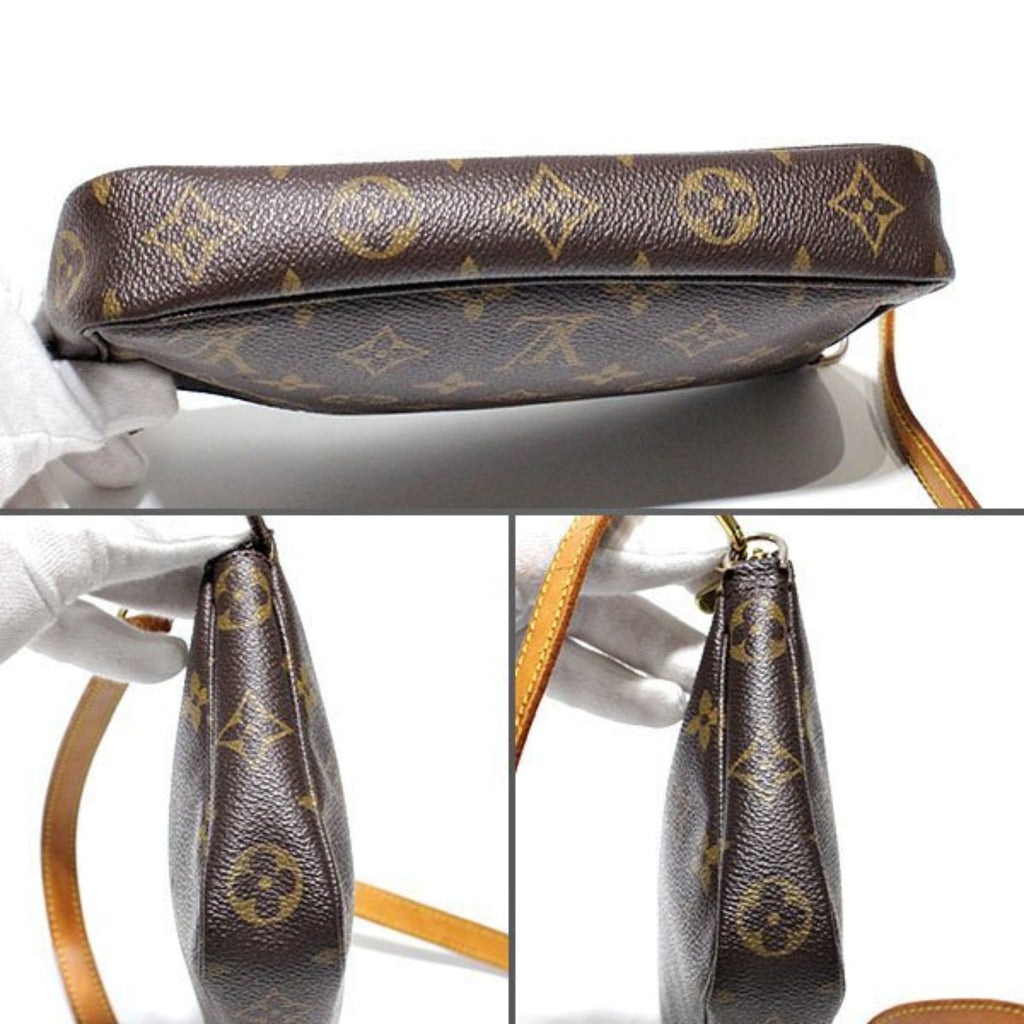 LOUIS VUITTON Monogram Pochette Accessoires Tasche