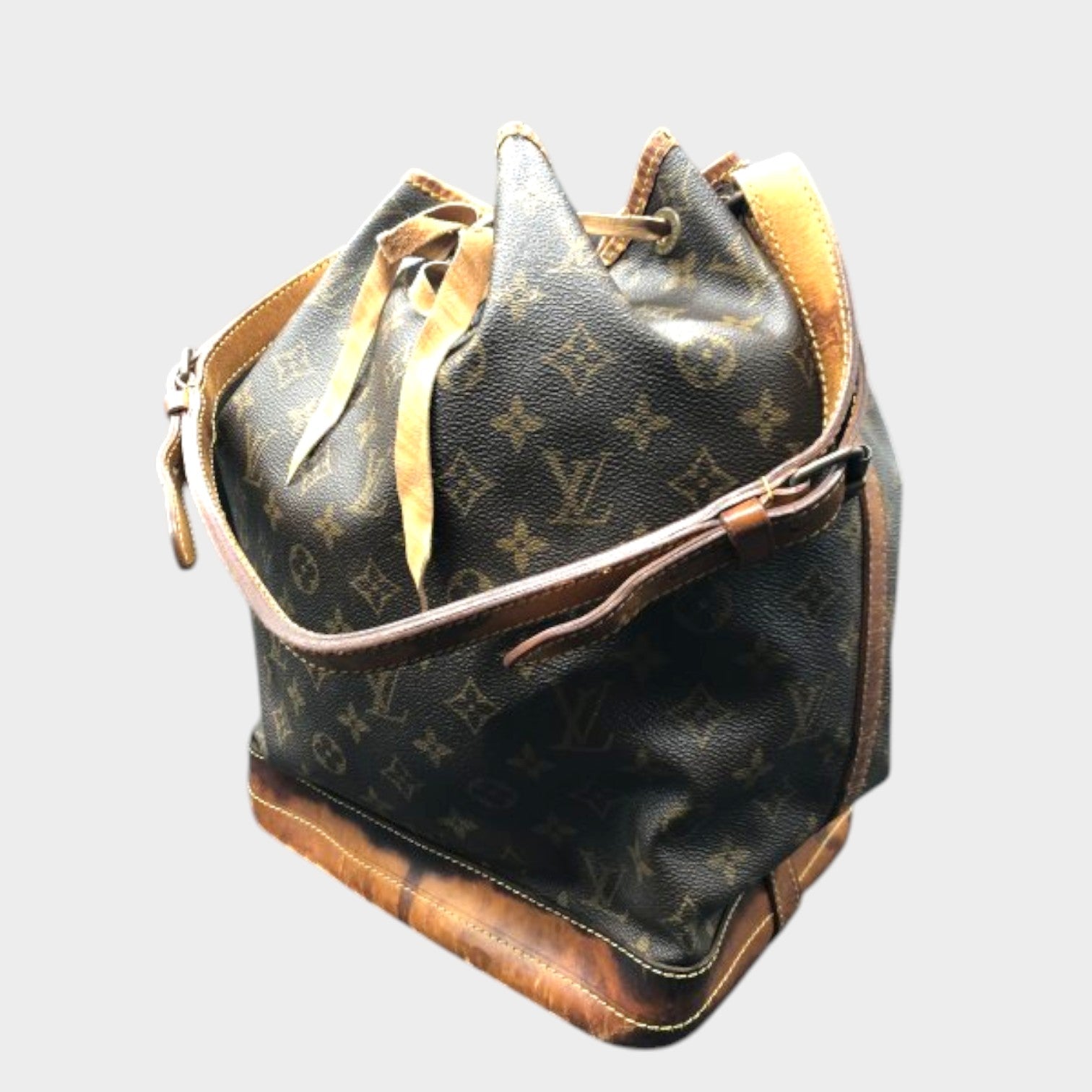 Louis Vuitton Monogram Noe Shoulder Bag Drawstring Brown Brand Bag Vintage