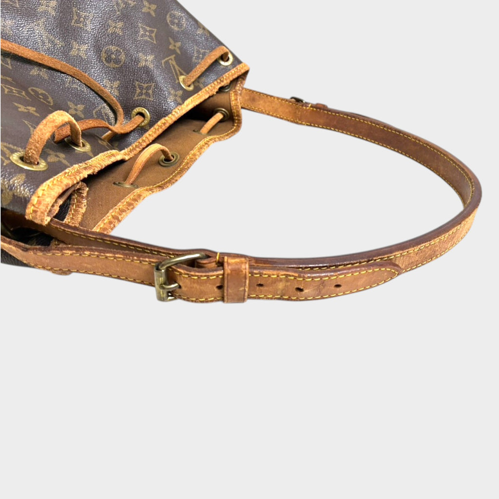LOUIS VUITTON Monogram Petit Noé M42226 (Discontinued) AR1912 Shoulder Bag, One-Shoulder Bag, Drawstring