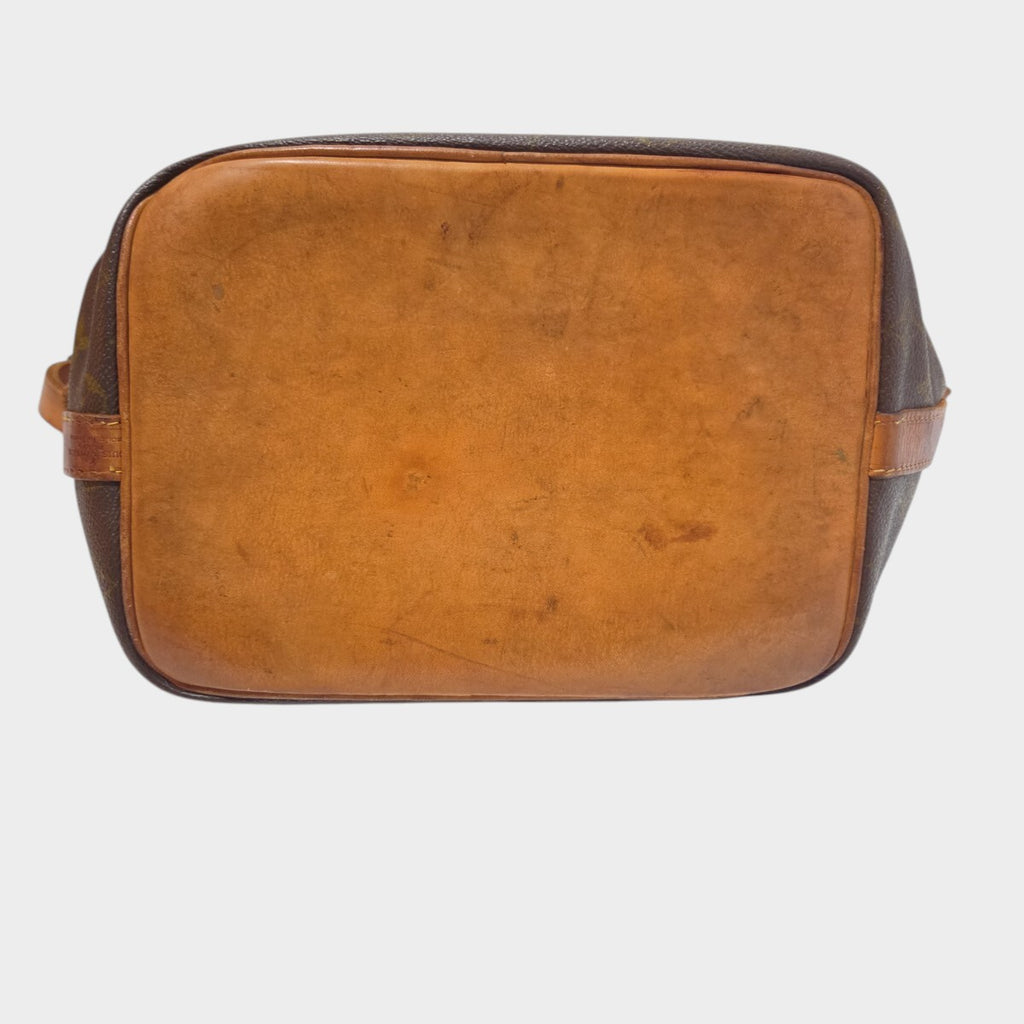 Louis Vuitton Monogram Petit Noé Drawstring Shoulder Bag Tasche