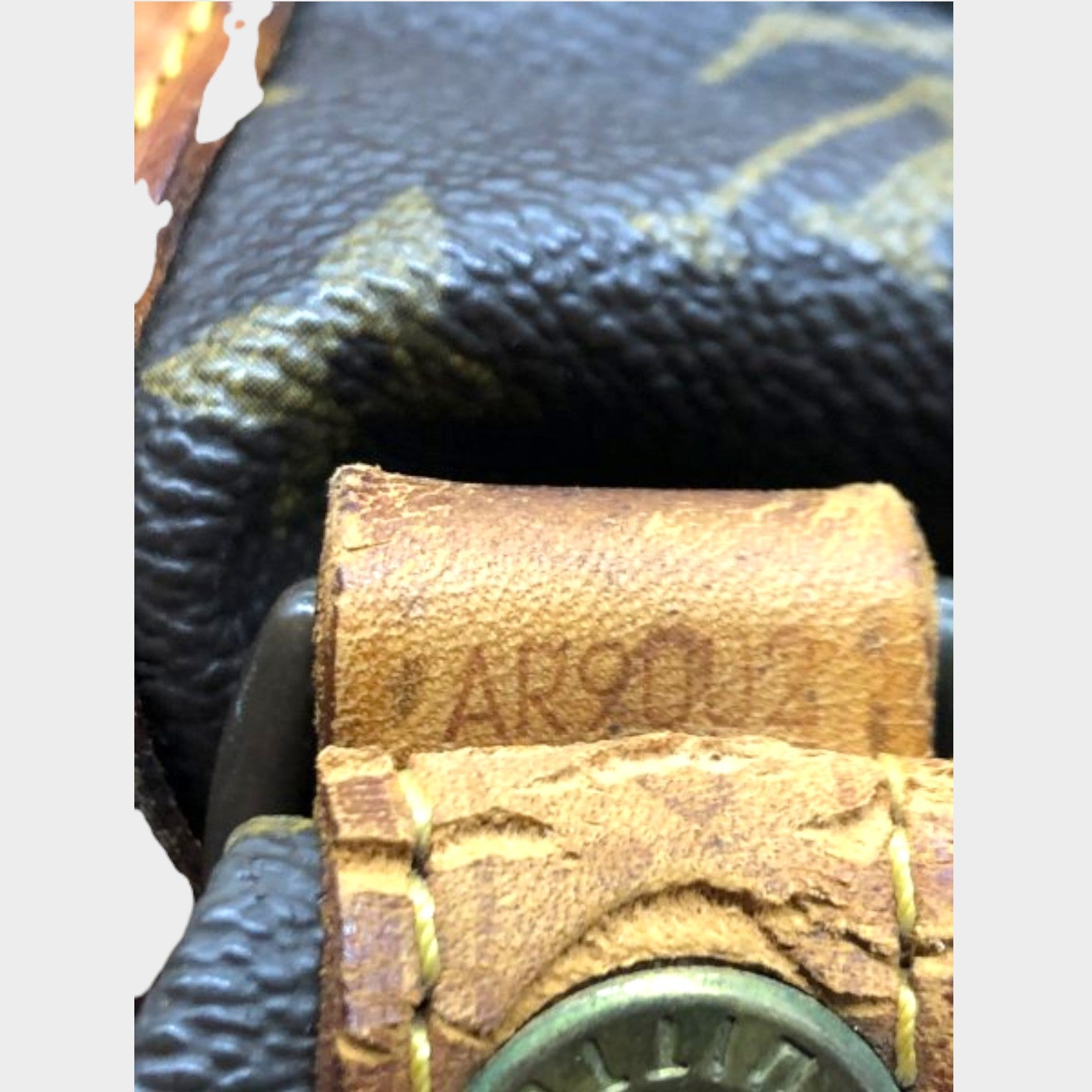 Louis Vuitton Monogram Noe Shoulder Bag Drawstring Brown Brand Bag Vintage