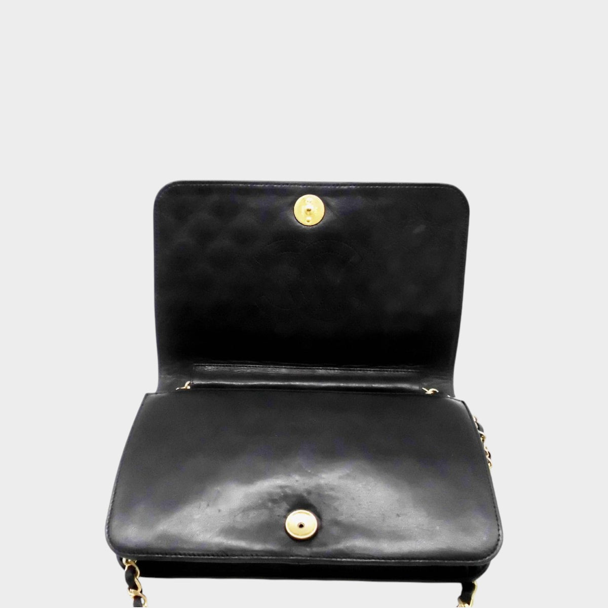 CHANEL Matelassé Chain Shoulder Bag, Push Lock, Tasche