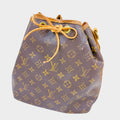 Louis Vuitton Monogram Drawstring Shoulder Bag Petit Noé, Tasche