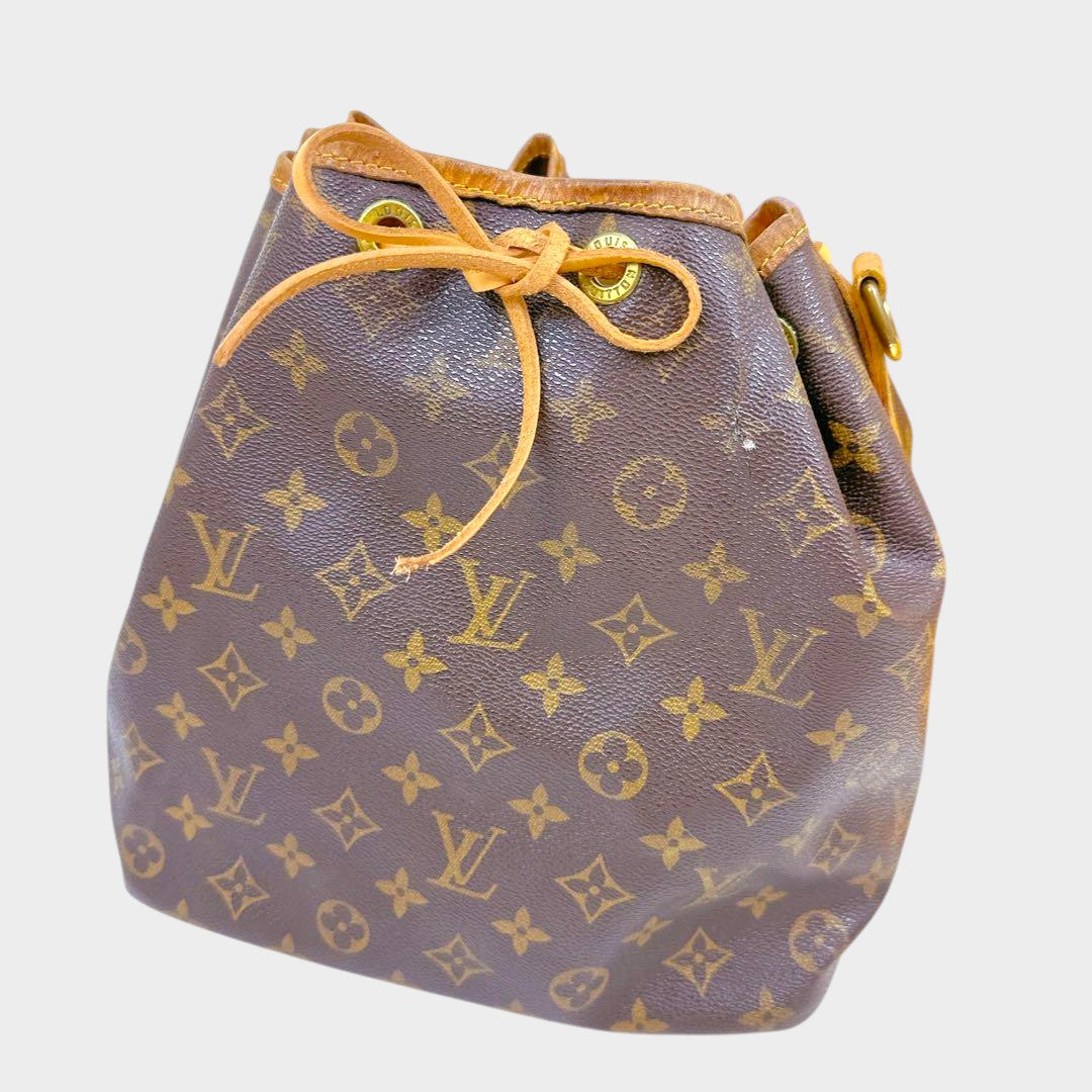 Louis Vuitton Monogram Drawstring Shoulder Bag Petit Noé, Tasche