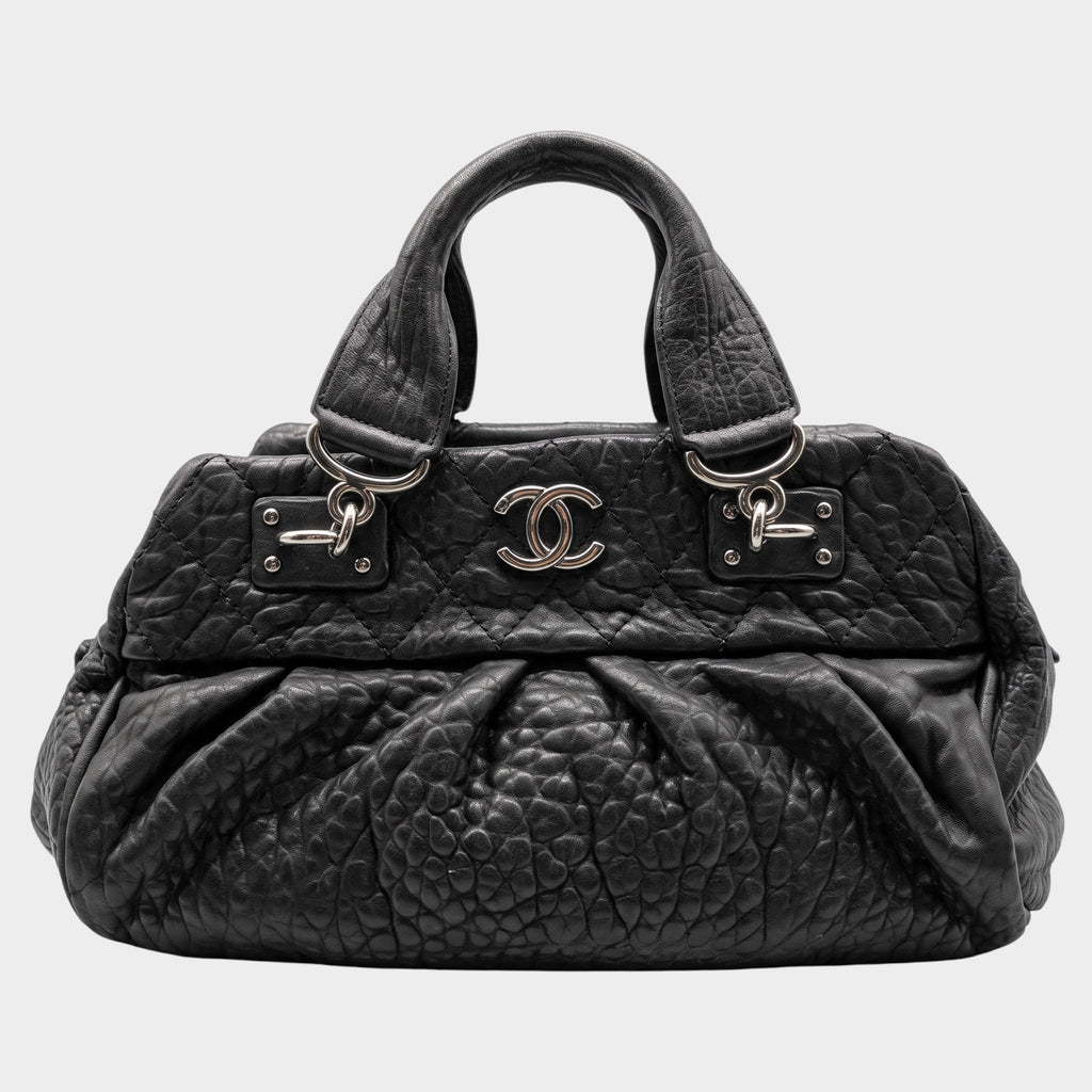 Excellent Condition CHANEL Coco Mark Matelassé Tasche