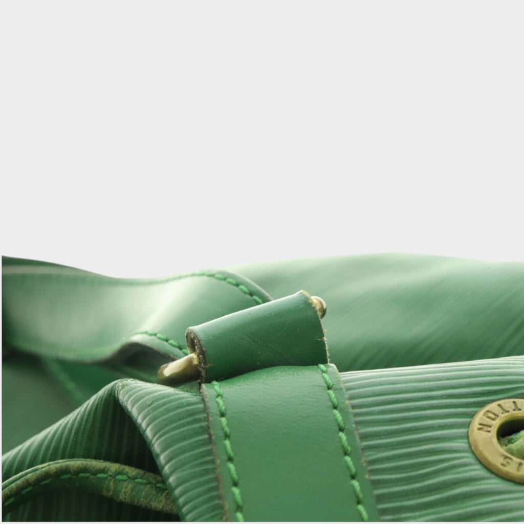 LOUIS VUITTON One-Shoulder Bag Petit Noé Epi Leather Shoulder Bag Drawstring Bag Women's Green Used