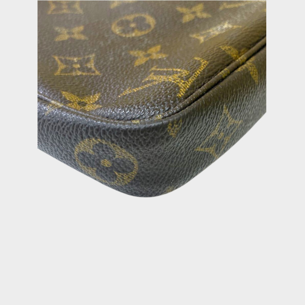 LOUIS VUITTON Louis Vuitton Monogram Pochette Accessoires Accessory Pouch