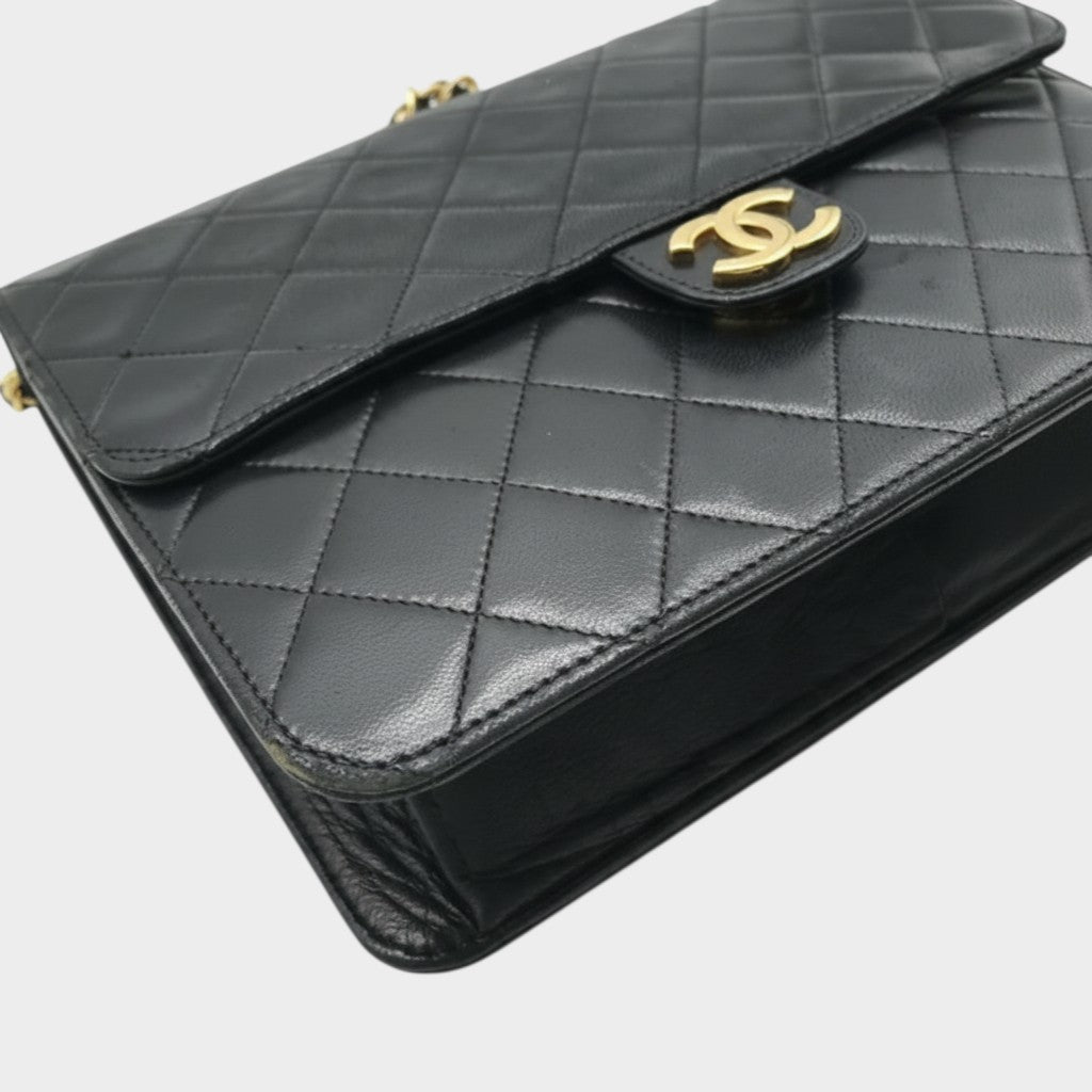 Excellent Condition CHANEL Coco Mark Lambskin Leather Tasche