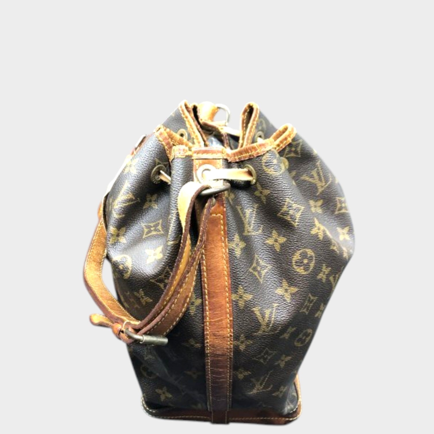 Louis Vuitton Monogram Noe Shoulder Bag Drawstring Brown Brand Bag Vintage