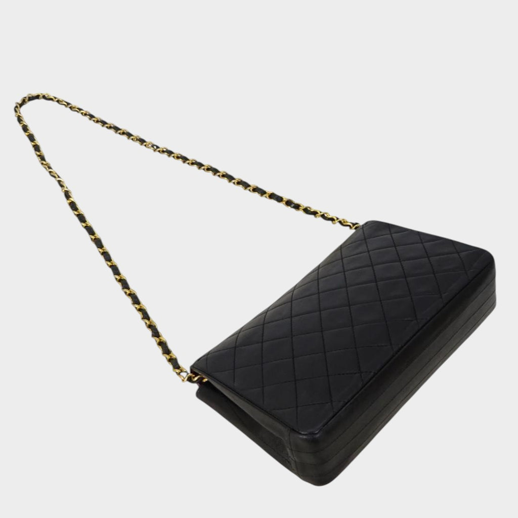 Vintage Matelassé Coco Mark Turnlock Circle Black Lambskin Gold Chain Shoulder Bag &nbsp;