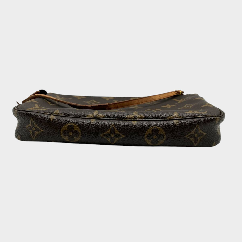 LOUIS VUITTON Louis Vuitton Monogram M51980 Pochette Accessoires Handbag