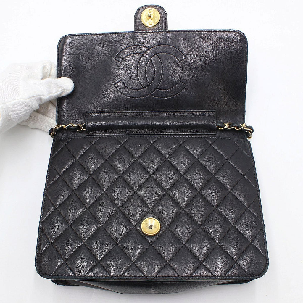 Chanel Matelassé Lambskin Push-Lock Chain Shoulder Tasche