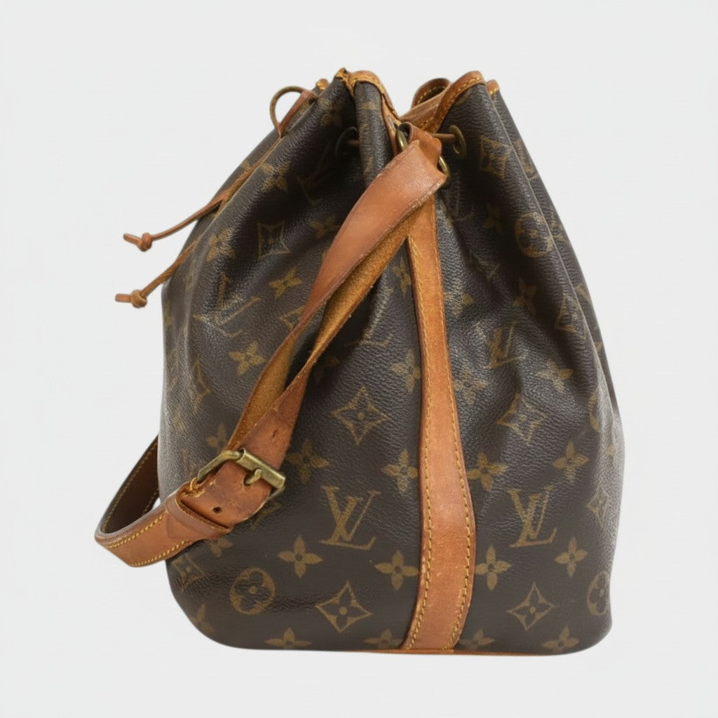 Louis Vuitton Shoulder Bag Petit Noe M42226 Monogram Canvas Tasche