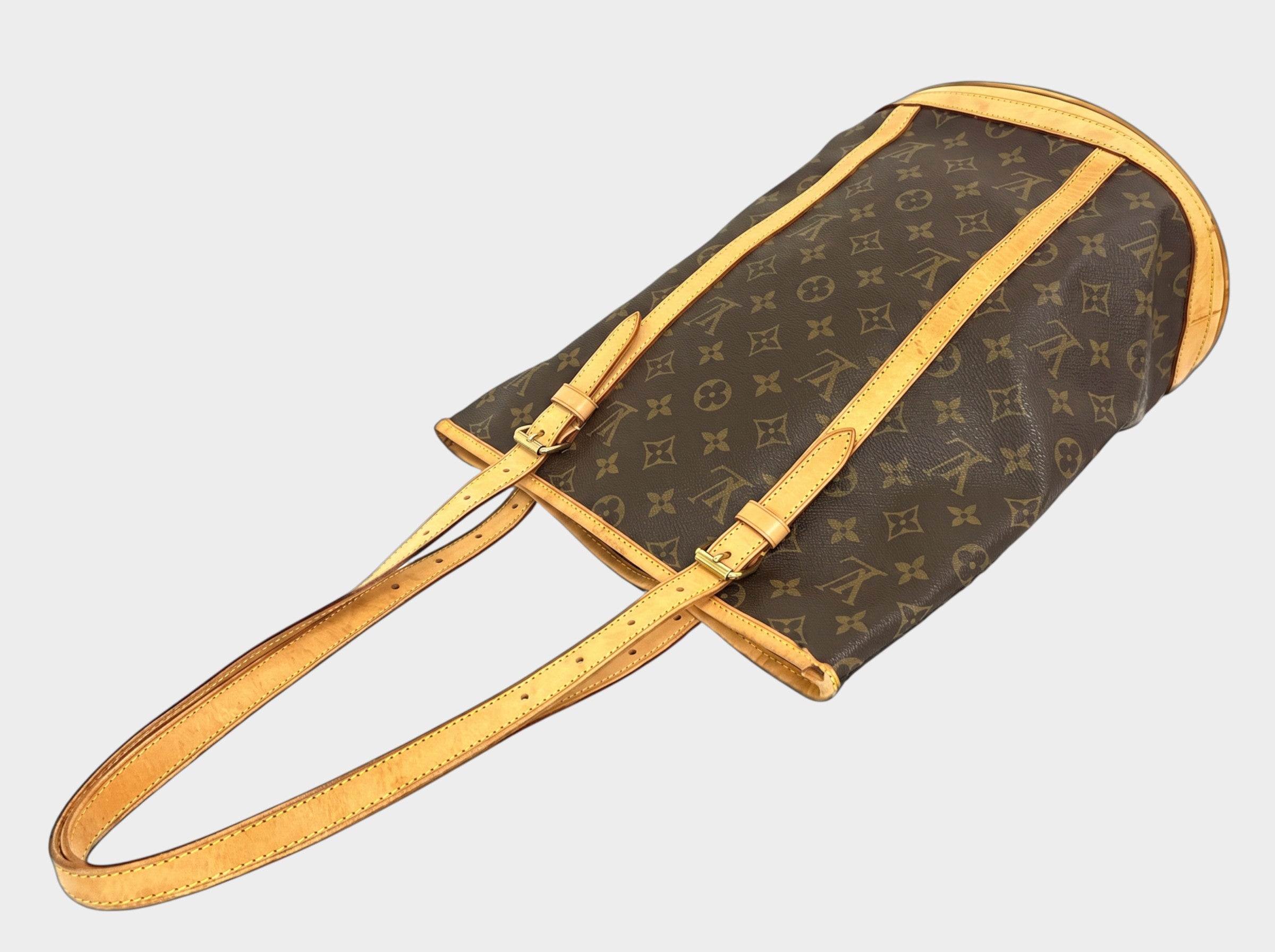LOUIS VUITTON M42236 Monogram Bucket GM Bucket-shaped Shoulder Bag Tote for Women and Men, Brown