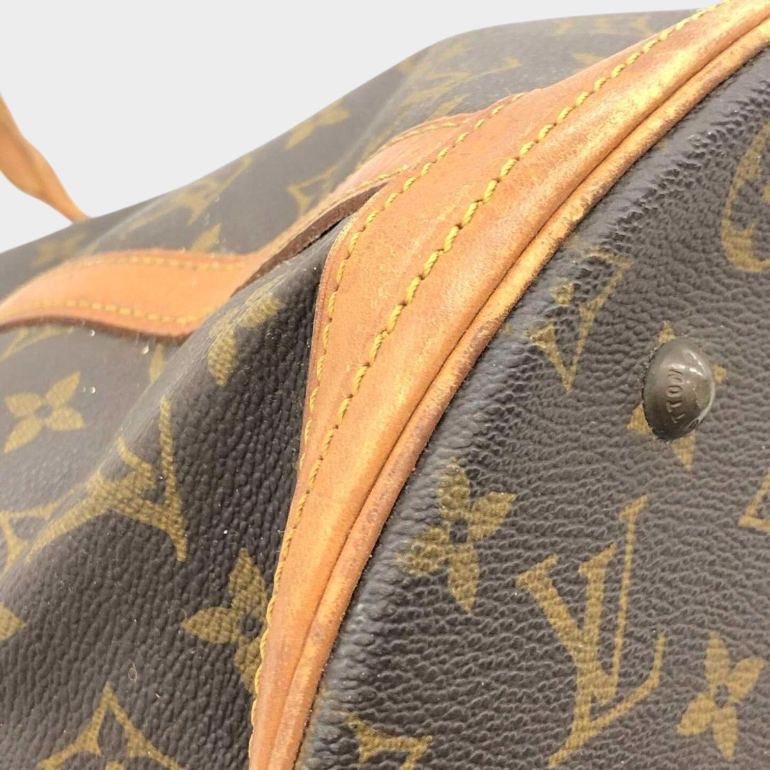 Louis Vuitton Monogram Bucket GM M42236 Shoulder Bag
