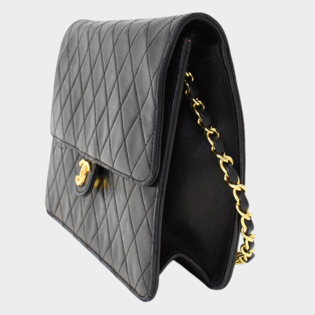 Chain Shoulder Bag Matelassé Single Flap Lambskin Leather Black Tasche