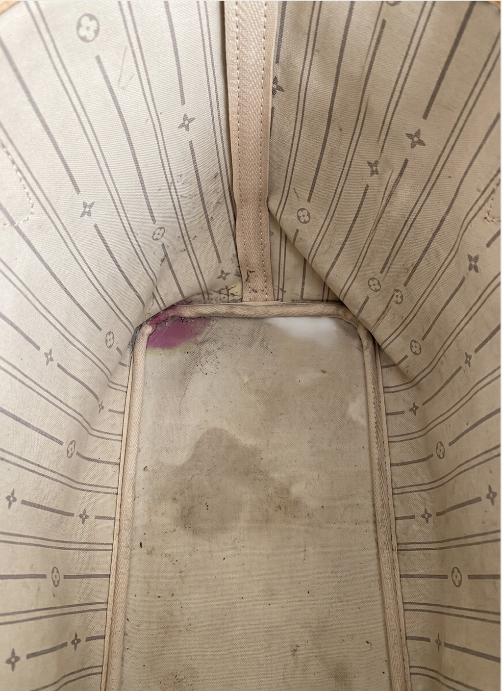 Louis Vuitton Monogram Neverfull MM Bag