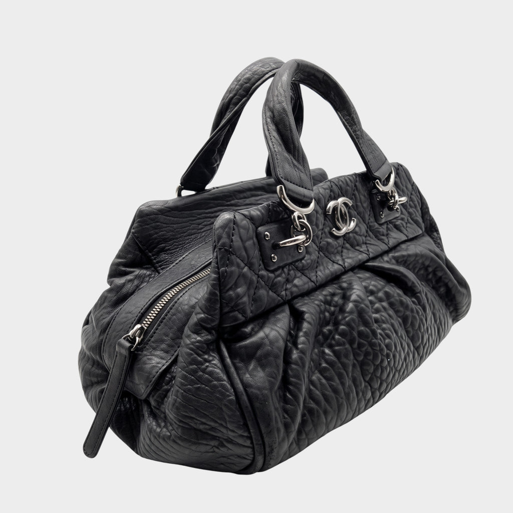 Excellent Condition CHANEL Coco Mark Matelassé Tasche