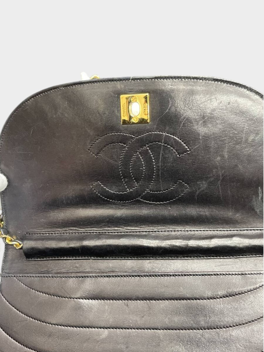 CHANEL Half Moon Leather Turnlock Chain Vintage Shoulder Bag (Serial Number 0)