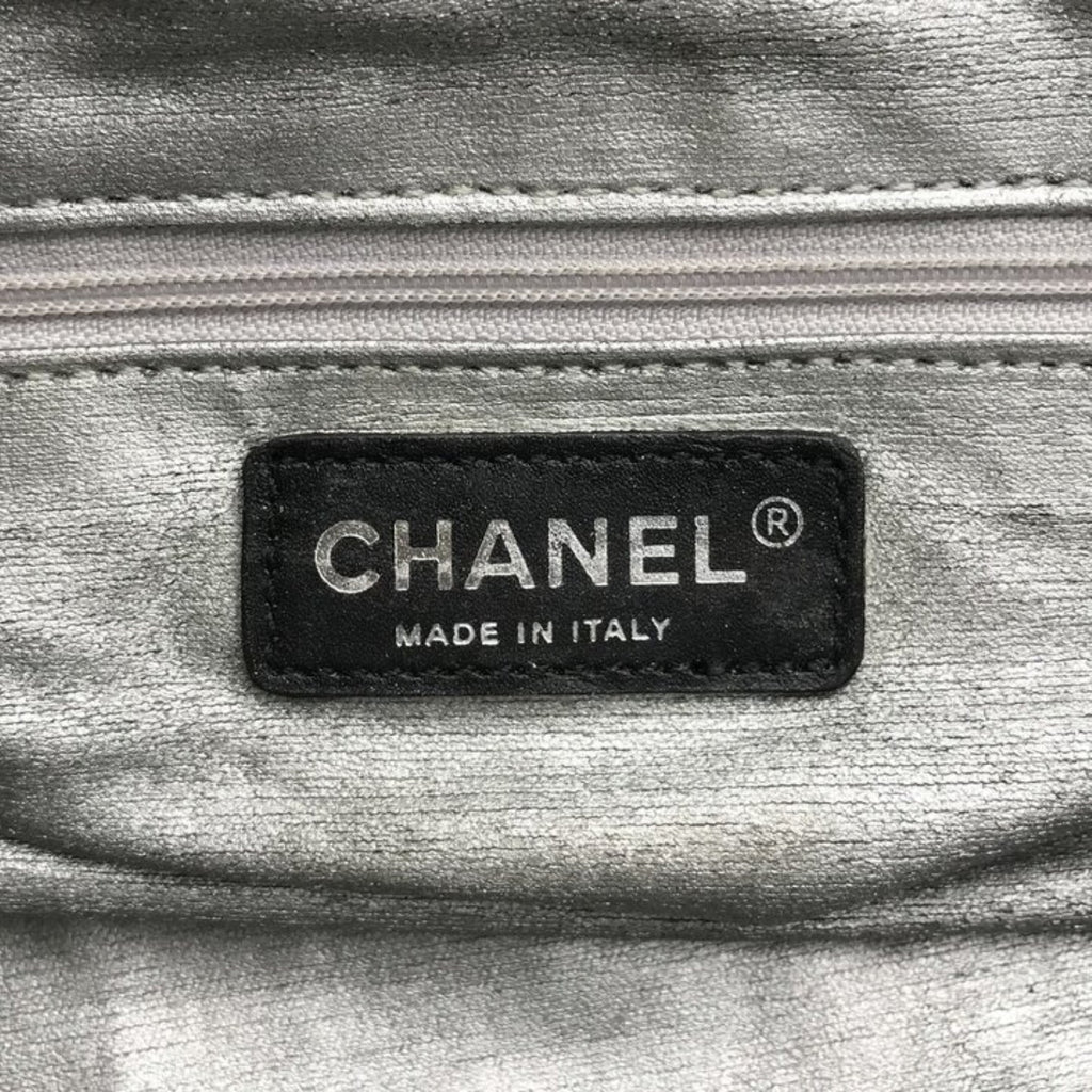 Excellent Condition CHANEL Coco Mark Matelassé Tasche