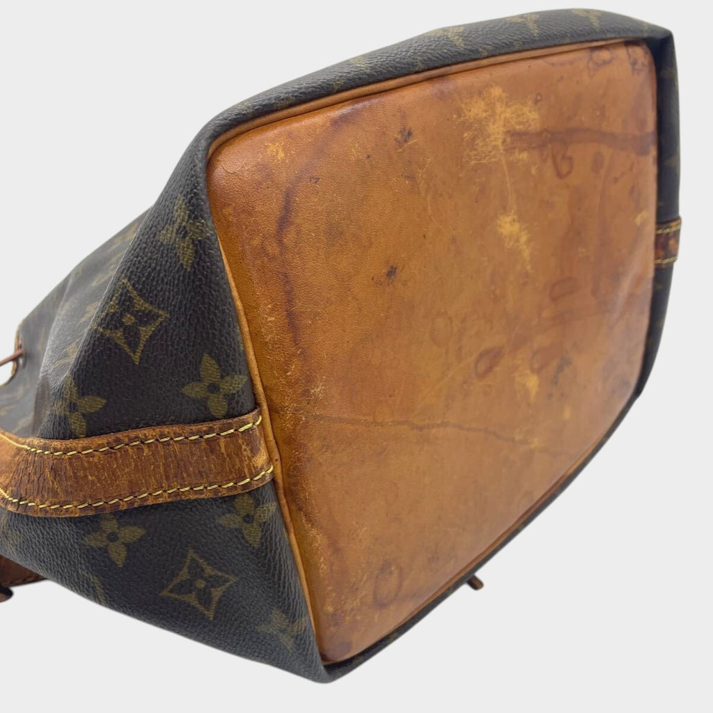 LOUIS VUITTON Monogram Petit Noé Shoulder Bag, Louis Vuitton Drawstring Type