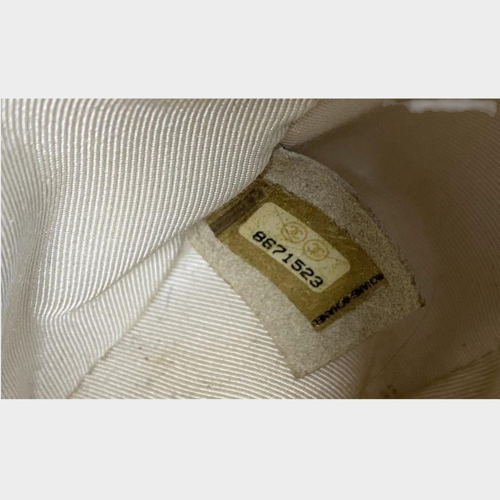 Authenticity verified CHANEL V-stitch enamel bag chain bag Tasche