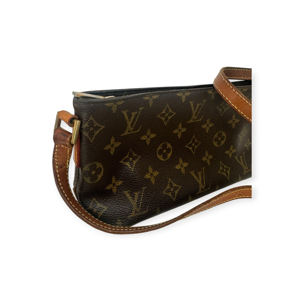 Louis Vuitton Monogram Trotteur Shoulder Bag, Crossbody Bag, M51240, Serial Number AR0072, Authentic