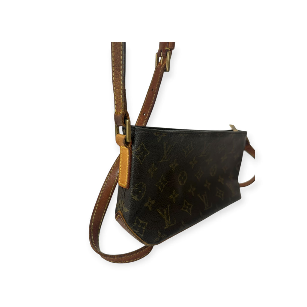 Louis Vuitton Monogram Trotteur Shoulder Bag, Crossbody Bag, M51240, Serial Number AR0072, Authentic