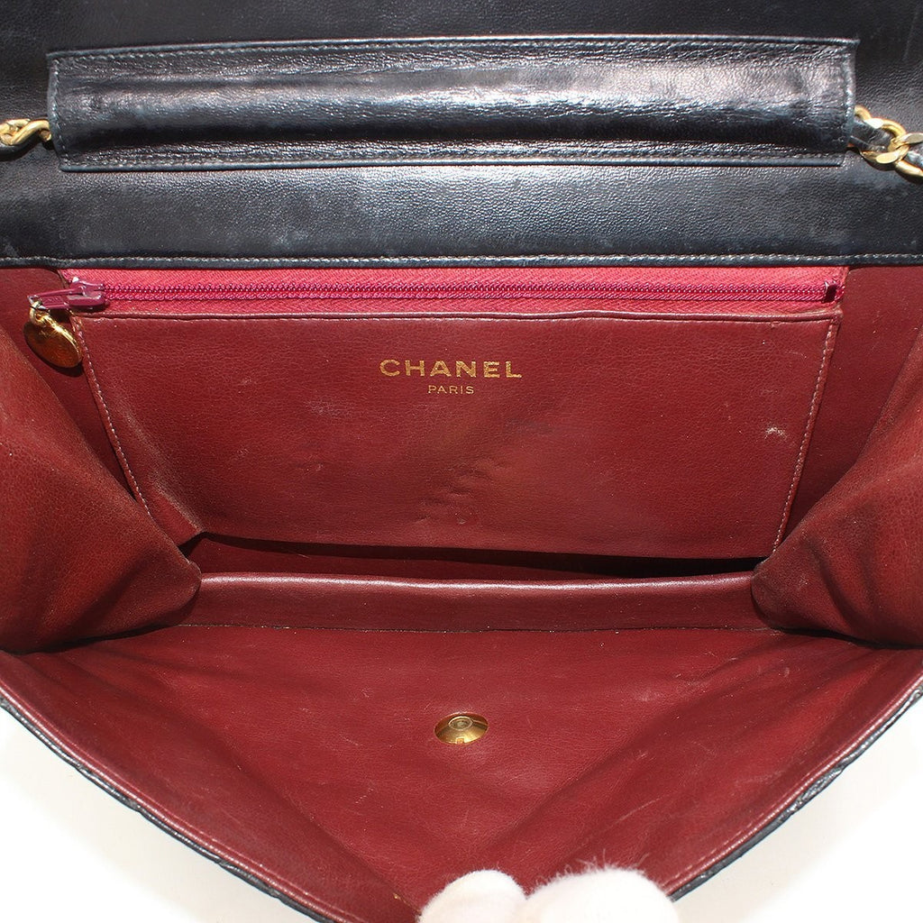 Chanel Matelassé Push-Lock Chain Tasche Bag, Black with Gold