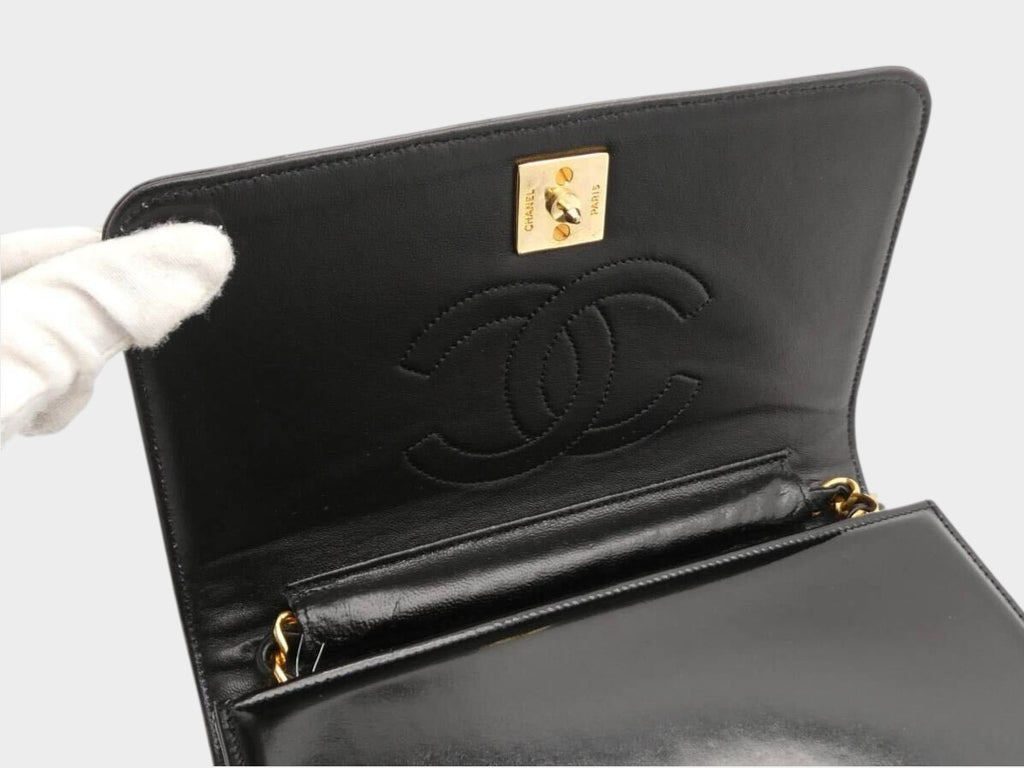 CHANEL Matelassé Enamel Coco Mark Push-Lock Chain Shoulder Bag