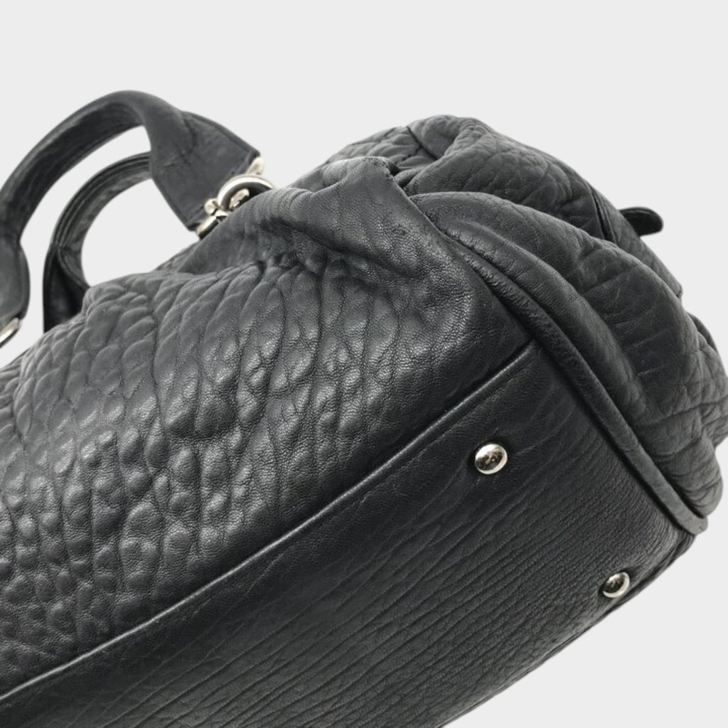 Excellent Condition CHANEL Coco Mark Matelassé Tasche