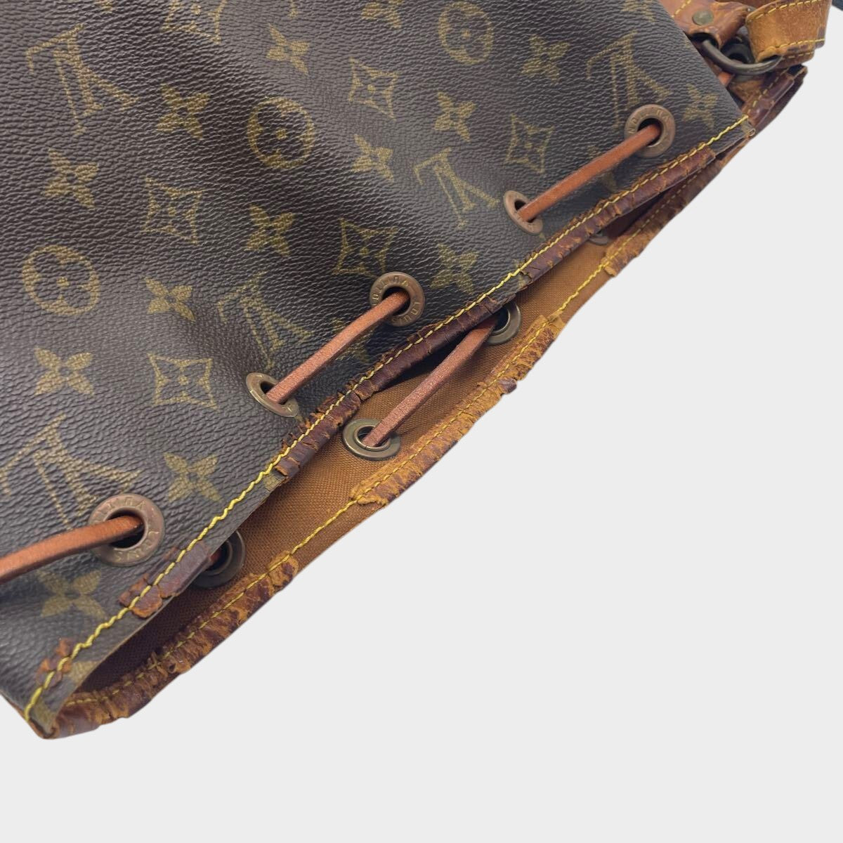 LOUIS VUITTON Monogram Petit Noé Shoulder Bag, Louis Vuitton Drawstring Type