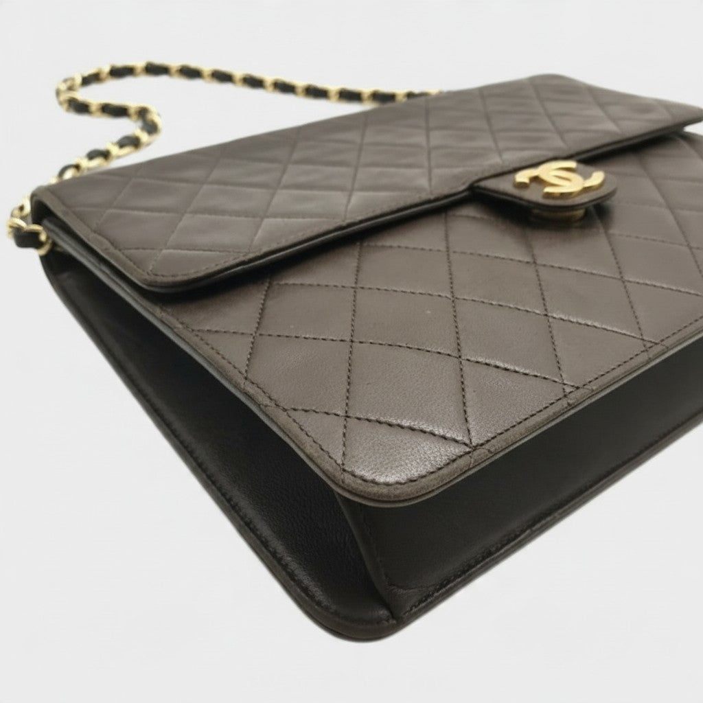 Excellent Condition CHANEL Coco Mark Matelassé Chain Shoulder Tasche