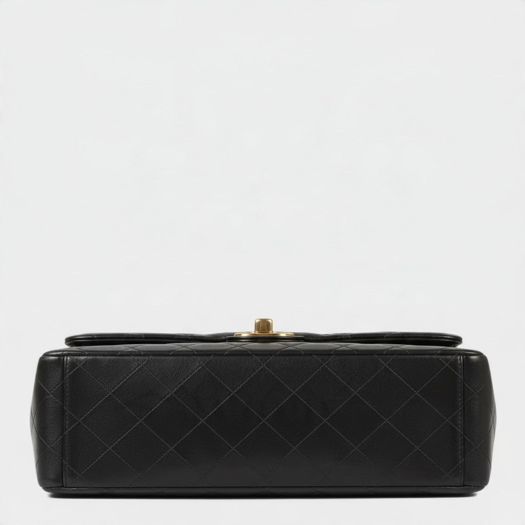 CHANEL Large Matelassé Chain Shoulder Bag, Lambskin, Black, Tasche