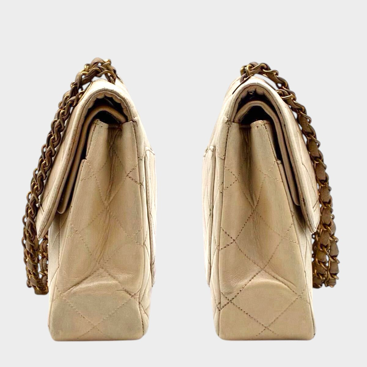 CHANEL Matelassé Chain Shoulder Bag, Double Flap, Lambskin, Turnlock Tasche