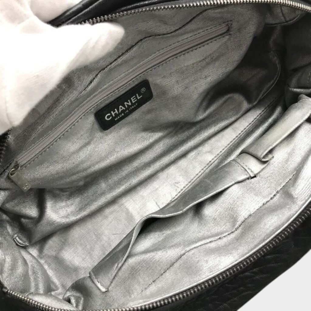 Excellent Condition CHANEL Coco Mark Matelassé Tasche