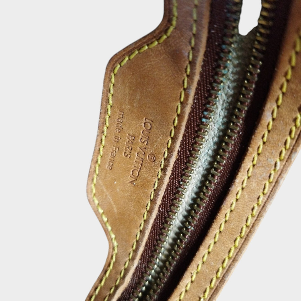 Louis Vuitton Monogram Bucket GM Tote with Pouch Tasche