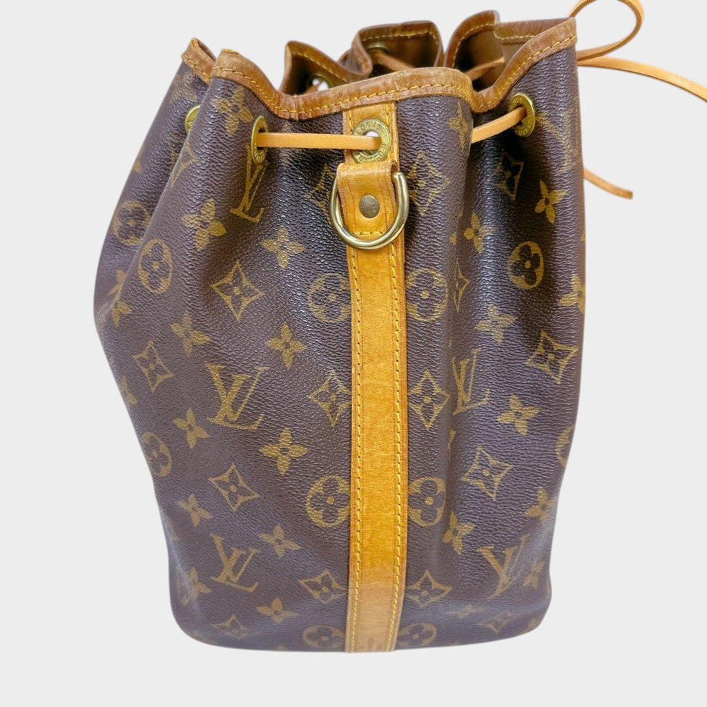 Louis Vuitton Monogram Drawstring Shoulder Bag Petit Noé, Tasche