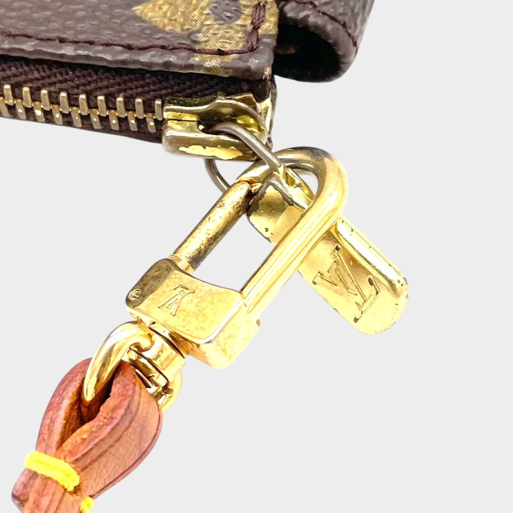 Excellent Condition LOUIS VUITTON Monogram Pochette Accessoires Accessory Pouch Handbag M51980