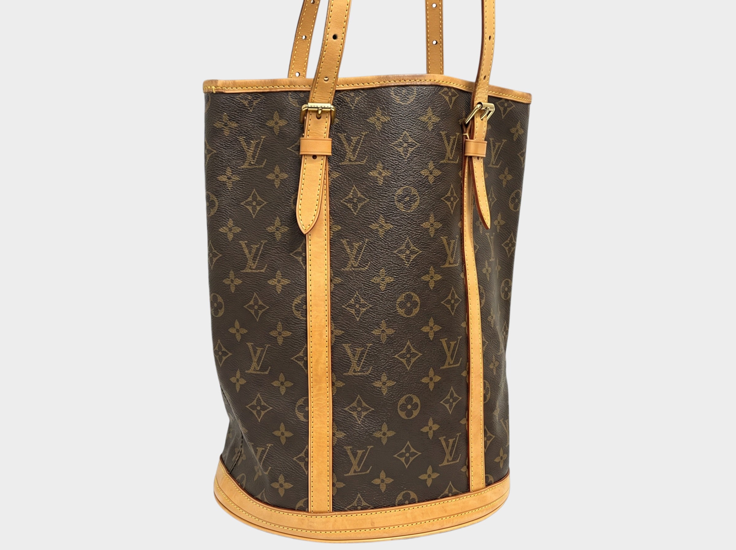 LOUIS VUITTON M42236 Monogram Bucket GM Bucket-shaped Shoulder Bag Tote for Women and Men, Brown