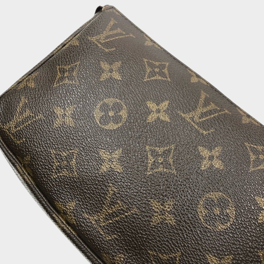 LOUIS VUITTON Monogram Pochette Accessoires Tasche